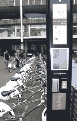 pz-TH-bicing-interview1c.jpg